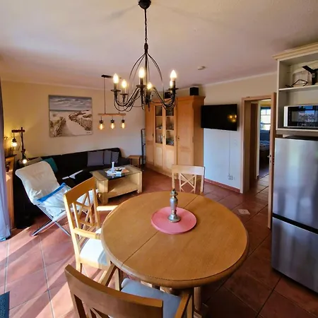 Haus Sonne Whg_3 아파트 징스트